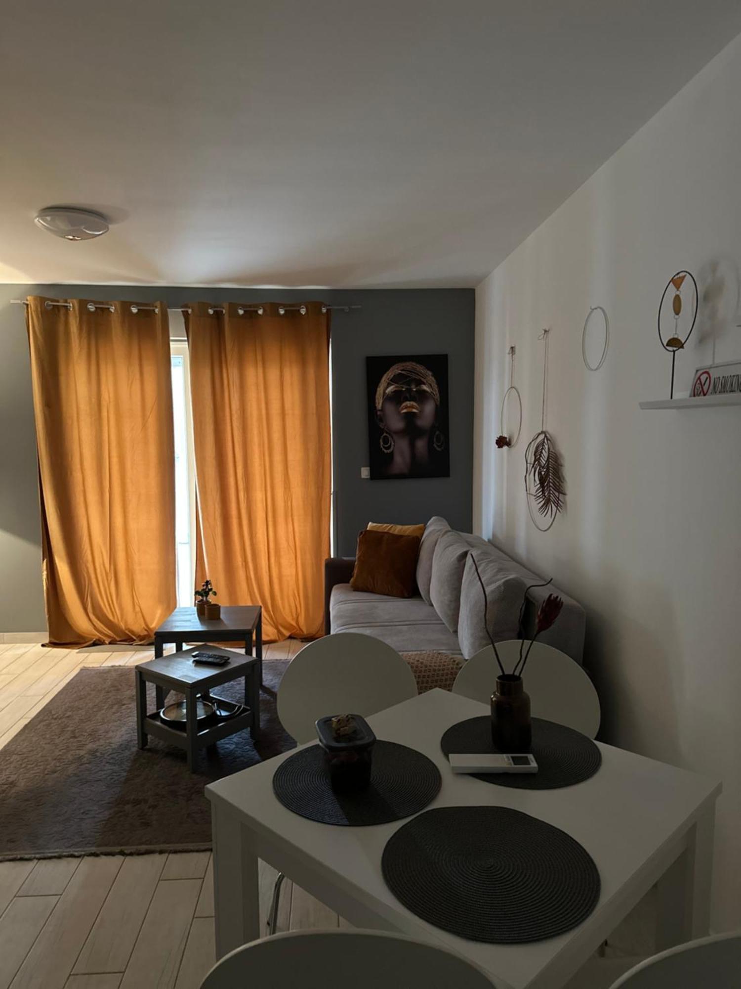 Apartman Magnolija Umag Luaran gambar